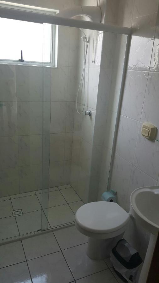 Apartamento Duas Quadras Mar Em Canasvieiras Edificio Ana Carolina Com Elevador E Proximo Trapiche *