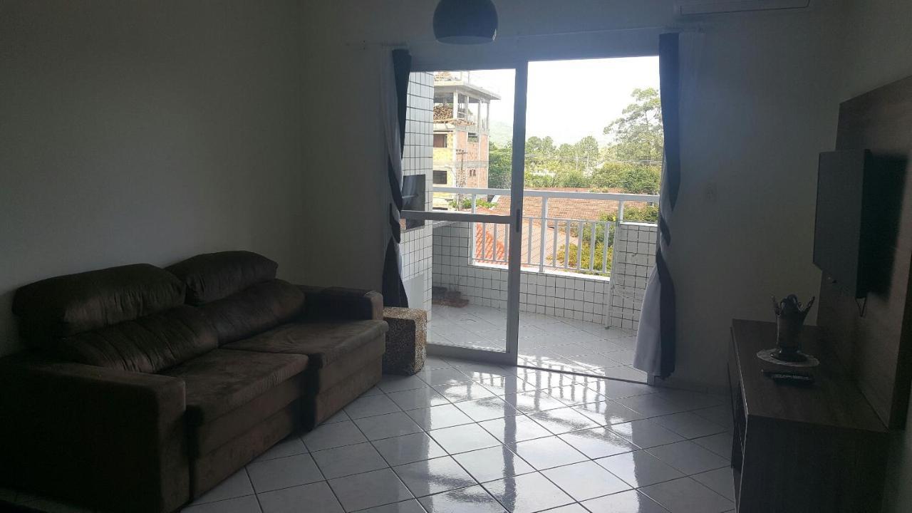 Duas Quadras Mar Em Canasvieiras Edificio Ana Carolina Com Elevador E Proximo Trapiche Apartamento *